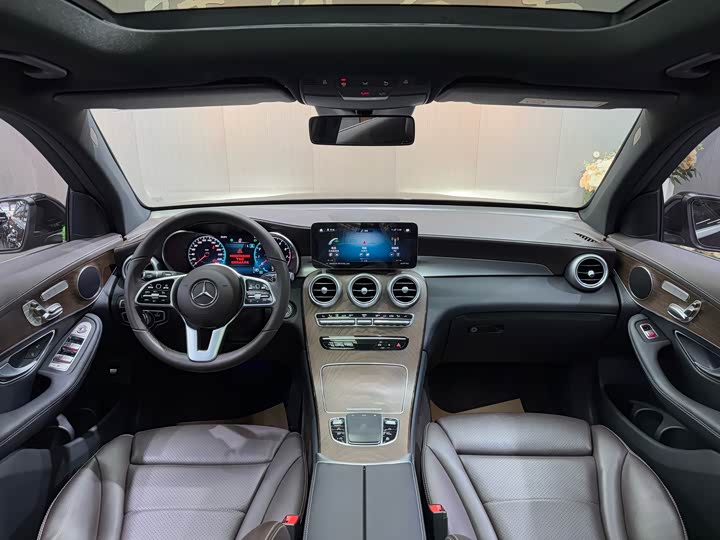 Фото 6 - Mercedes-Benz GLC-Class