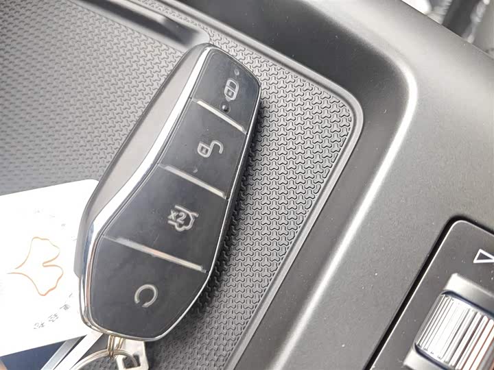 Фото 9 - BYD Qin Plus