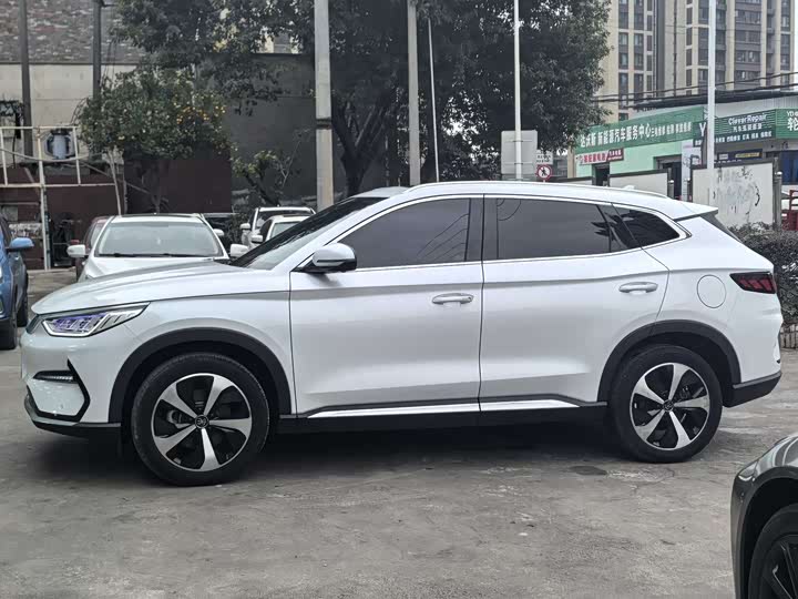 Фото 4 - BYD Song Plus Hybrid/EV