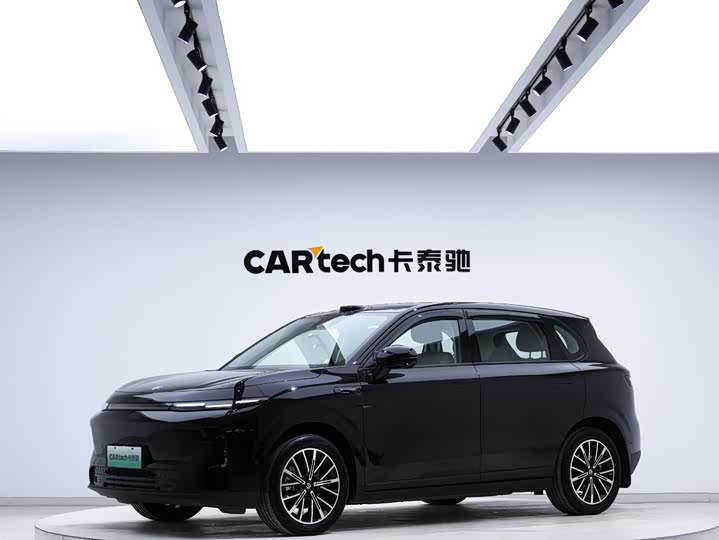 Фото 1 - Leapmotor B10