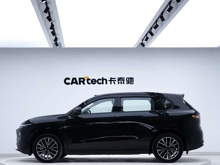 Фото 3 - Leapmotor B10