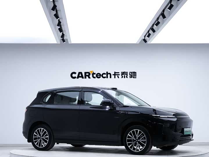 Фото 7 - Leapmotor B10