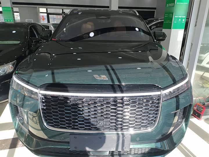 Фото 3 - LiXiang One