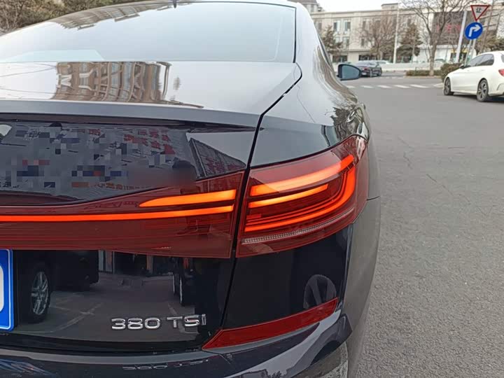 Фото 8 - Volkswagen Passat