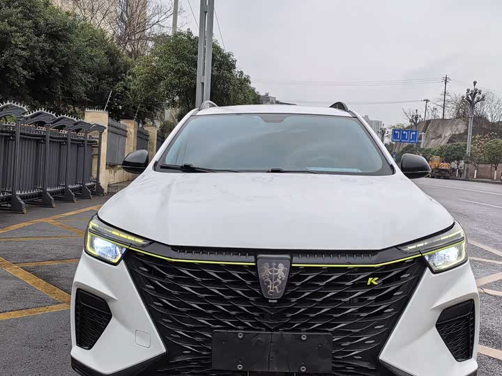 Фото 2 - Roewe RX5