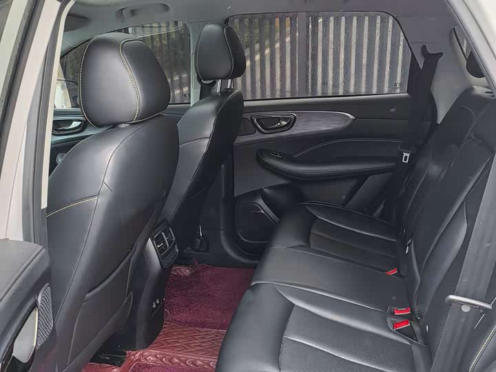 Фото 7 - Roewe RX5