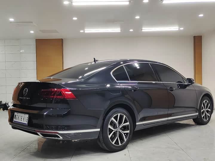 Фото 4 - Volkswagen Magotan