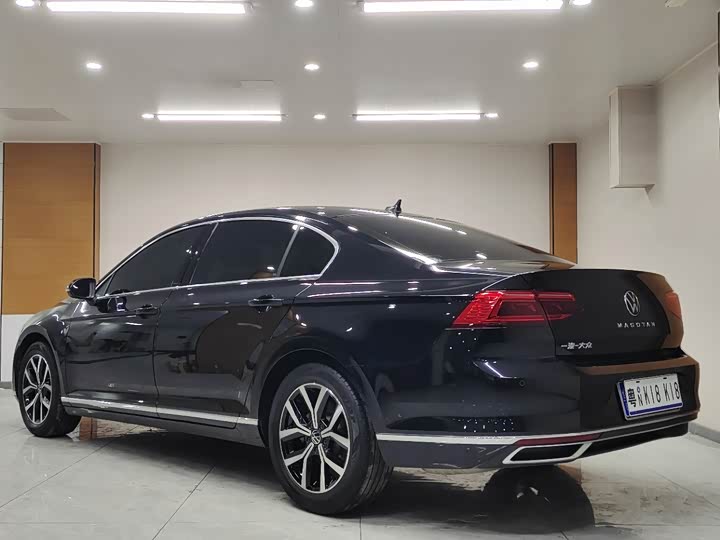 Фото 6 - Volkswagen Magotan