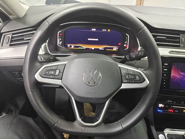 Фото 8 - Volkswagen Magotan