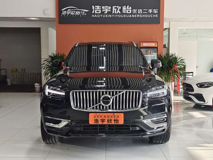 Фото 2 - Volvo XC90