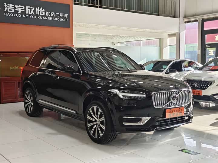 Фото 3 - Volvo XC90