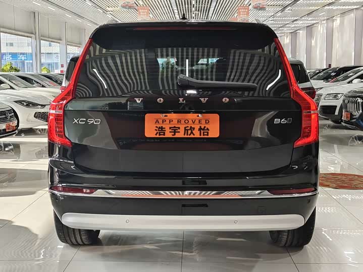 Фото 5 - Volvo XC90