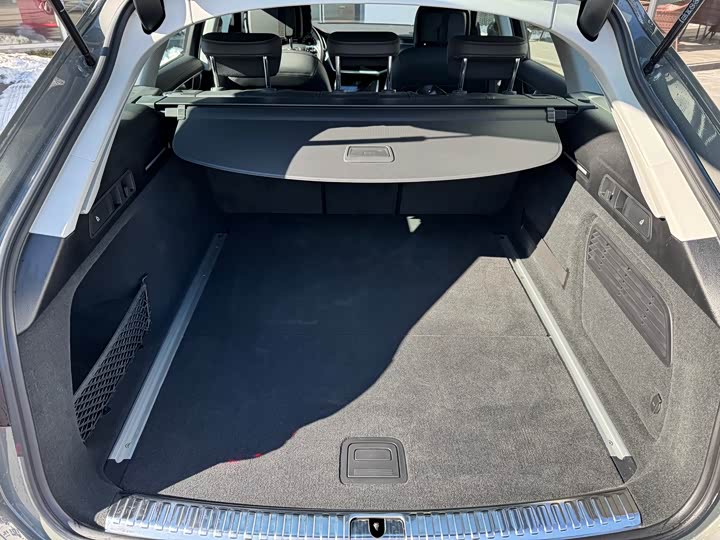 Фото 5 - Audi A6