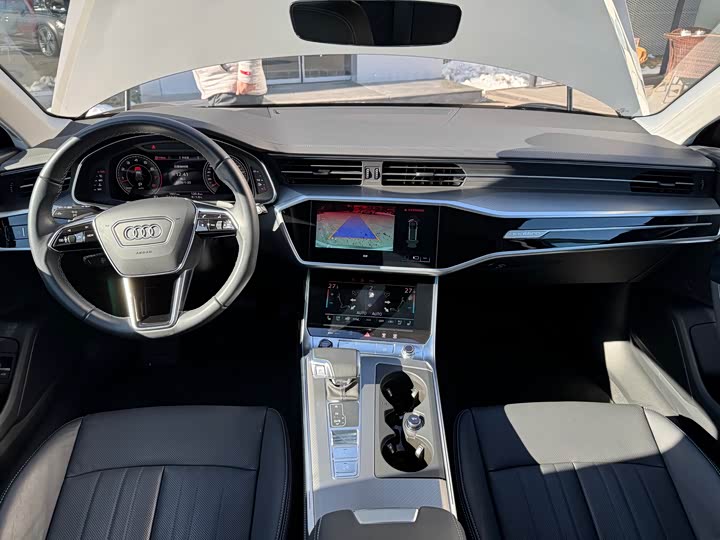 Фото 7 - Audi A6