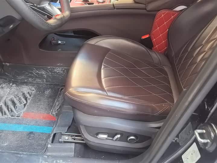 Фото 9 - Chery Tiggo 8 Pro