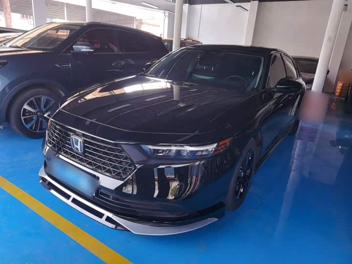 Фото 2 - Honda Accord