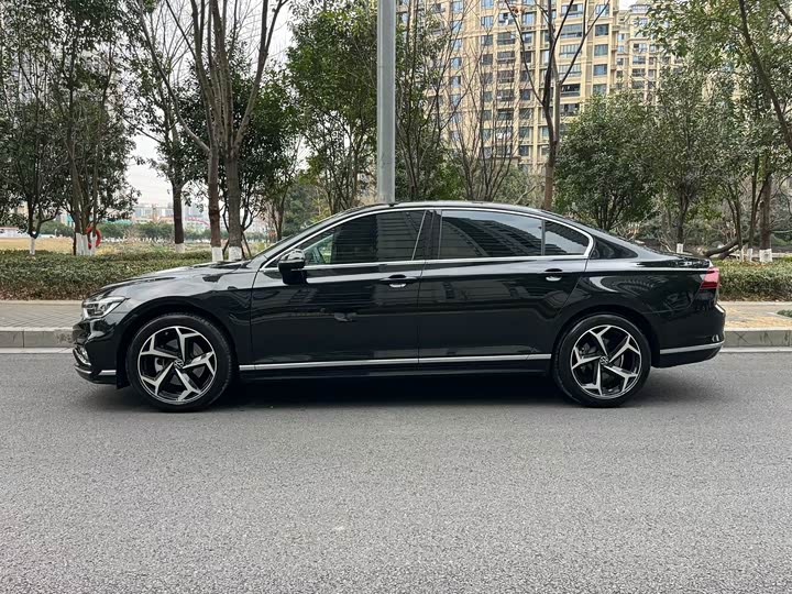 Фото 4 - Volkswagen Magotan