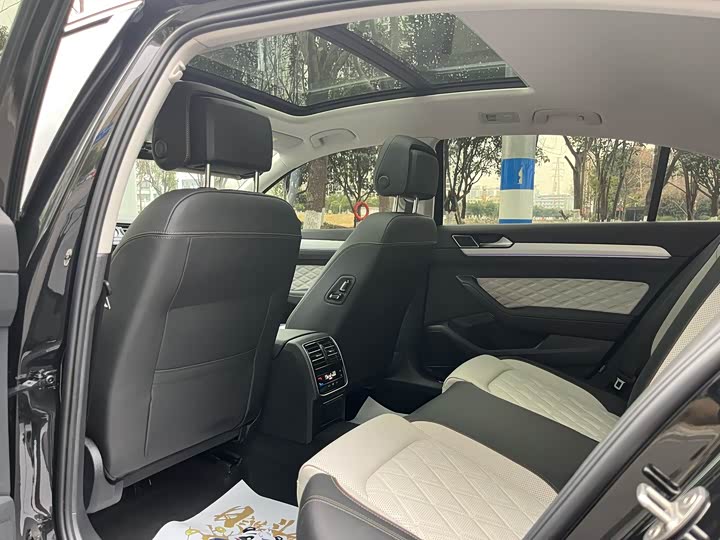 Фото 9 - Volkswagen Magotan