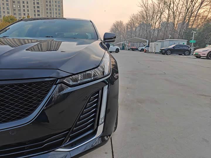 Фото 9 - Cadillac CT5