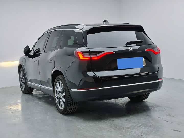 Фото 3 - Nio ES8