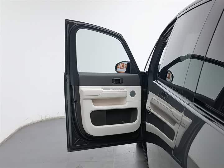 Фото 8 - LiXiang Mega