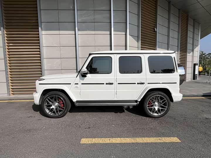 Фото 2 - Mercedes-Benz G-Class AMG