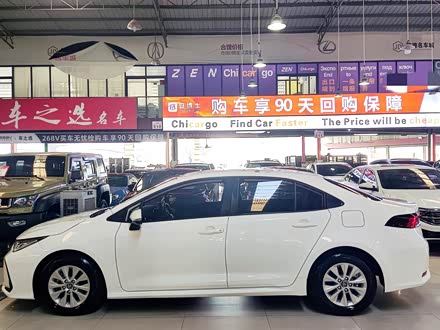 Фото 1 - Toyota Corolla