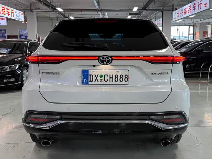 Фото 5 - Toyota Venza