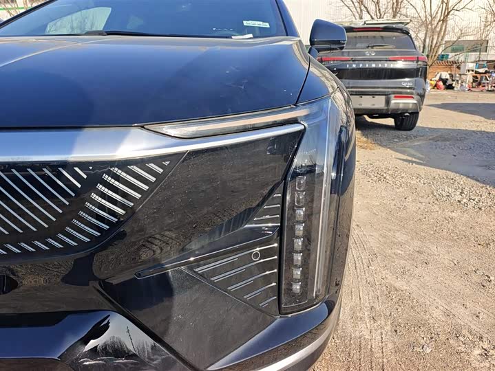 Фото 5 - Cadillac Optiq