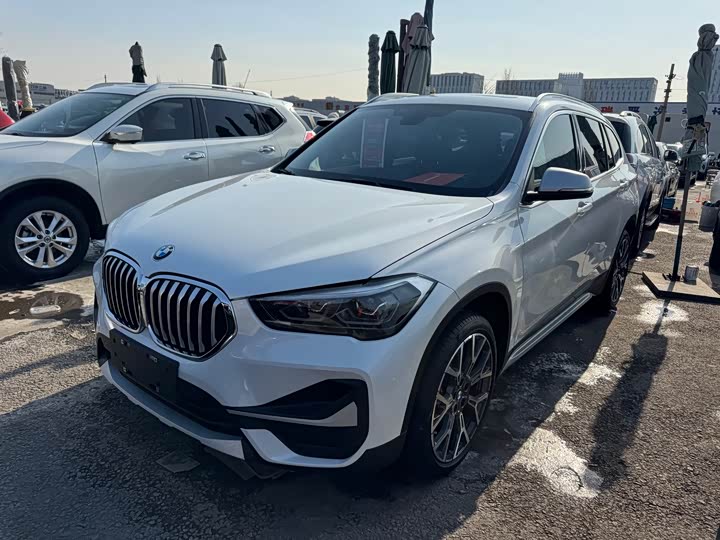 Фото 1 - BMW X1