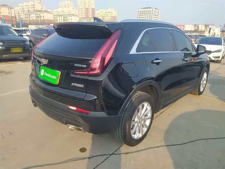 Фото 7 - Cadillac XT4