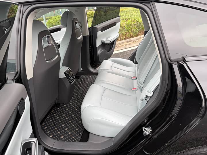 Фото 9 - Leapmotor C01