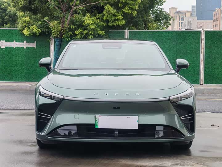 Фото 2 - Exeed Sterra ES