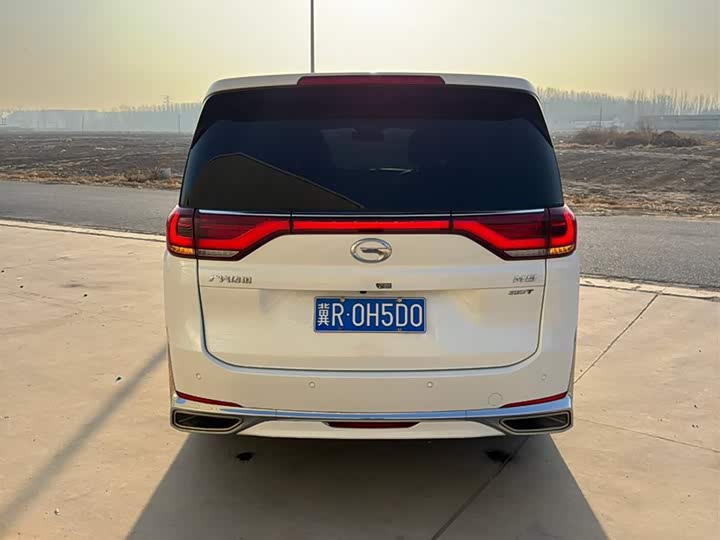 Фото 5 - GAC Trumpchi M8