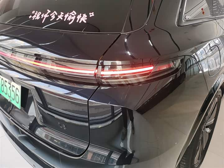 Фото 8 - LiXiang L7