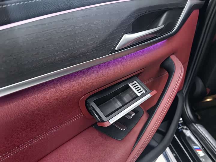 Фото 9 - BMW 5 Series