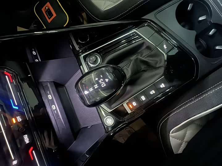 Фото 6 - Volkswagen Tayron