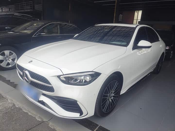 Фото 1 - Mercedes-Benz C-Class