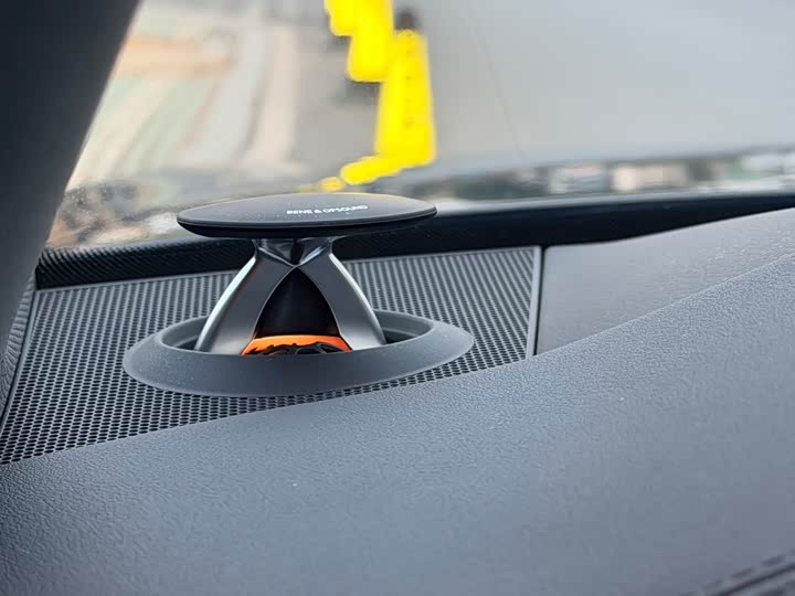 Фото 8 - Audi A6L