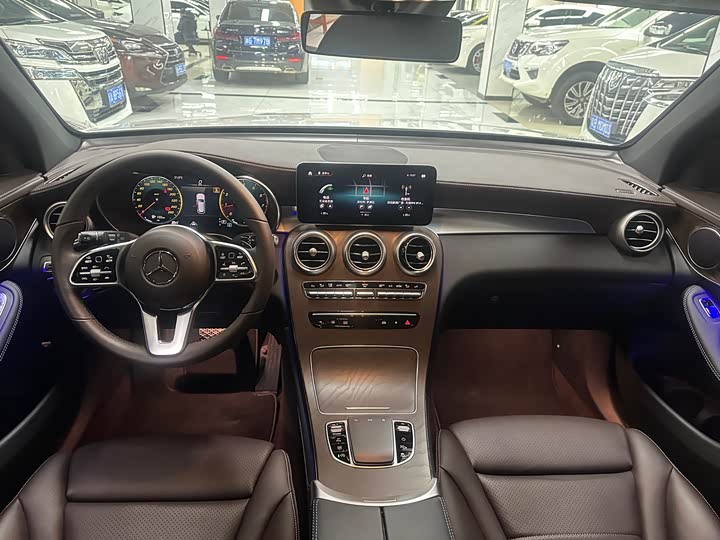 Фото 8 - Mercedes-Benz GLC-Class