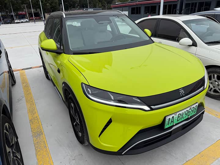 Фото 3 - BYD Yuan Up