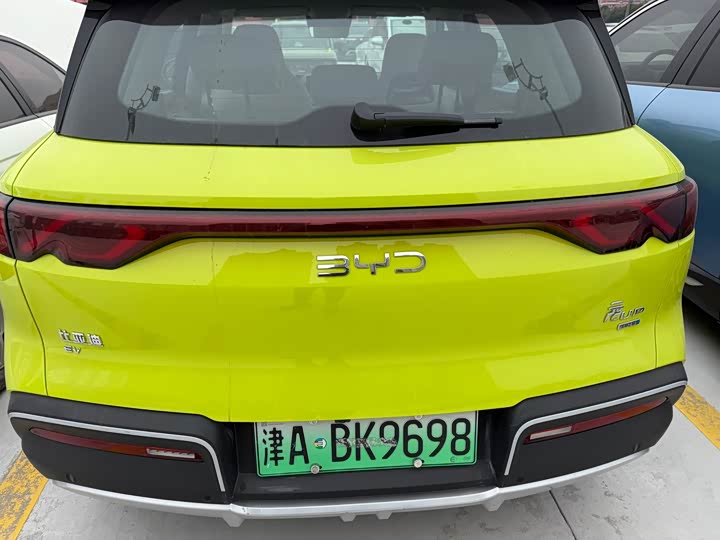 Фото 8 - BYD Yuan Up