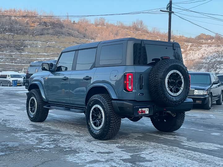 Фото 7 - Ford Bronco