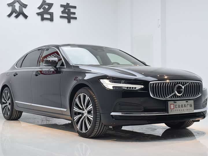 Фото 3 - Volvo S90