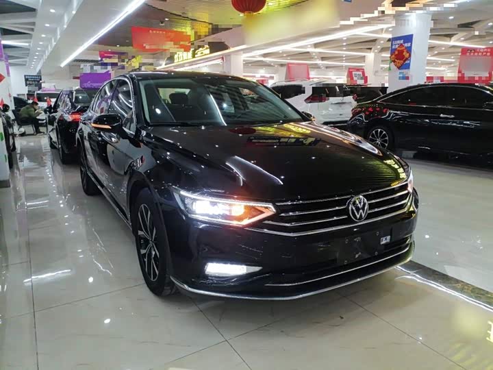 Фото 4 - Volkswagen Magotan