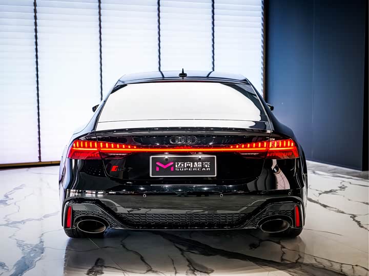 Фото 3 - Audi RS 7