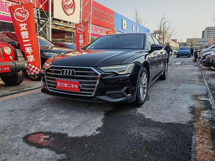 Фото 1 - Audi A6L