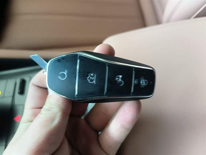 Фото 9 - BYD Song L