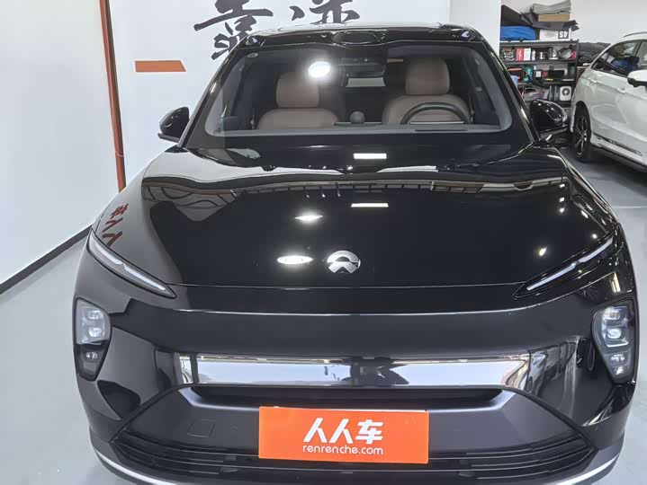 Фото 2 - Nio ES8