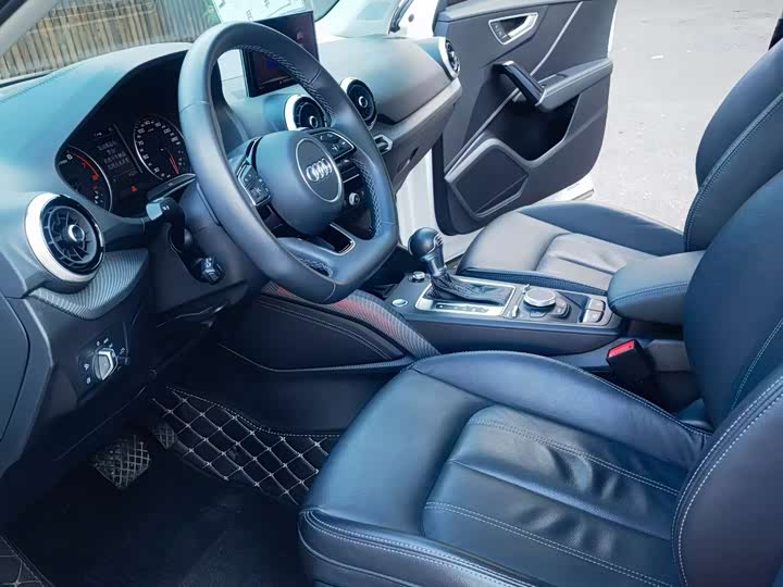 Фото 5 - Audi Q2L